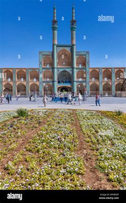  Der Amir-Chakhmaq-Komplex – Ein architektonisches Meisterwerk im Herzen von Yazd!