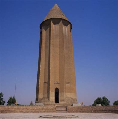 Der Gonbad-e Qabus, ein faszinierendes Relikt aus der Vergangenheit und Symbol iranischer Architektur!